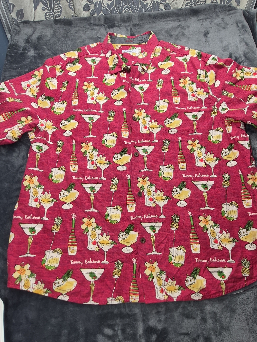 Tommy Bahama Shirt Mens XXXL Red 100% Silk Hawaiian Short Sleeve Button Down